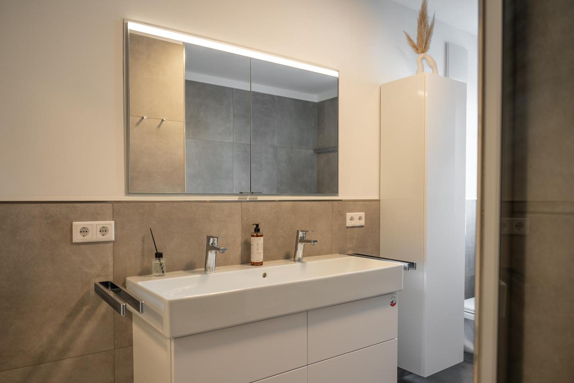 Aparthome Eching Deluxe Near Munich Airport المظهر الخارجي الصورة